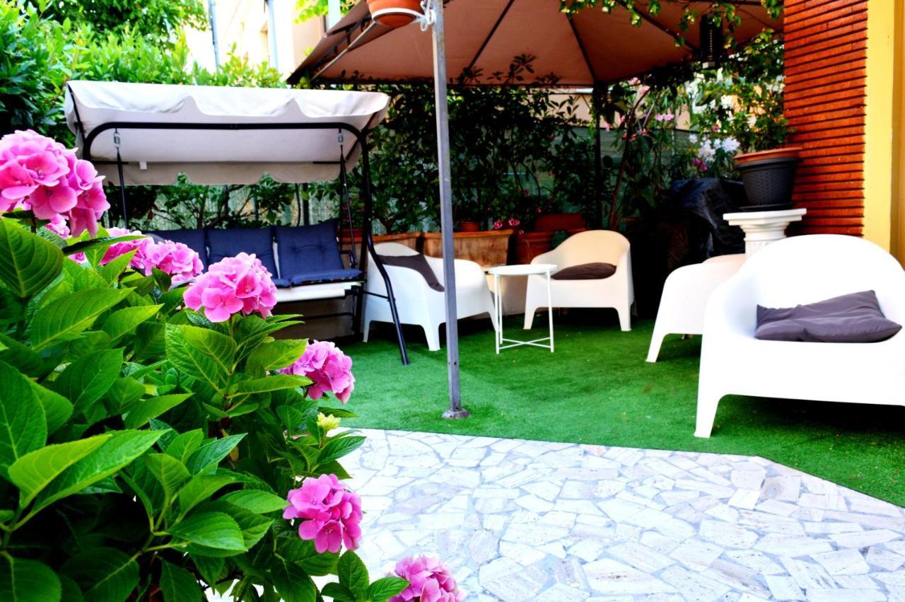 Hotel Cirene Rimini Buitenkant foto