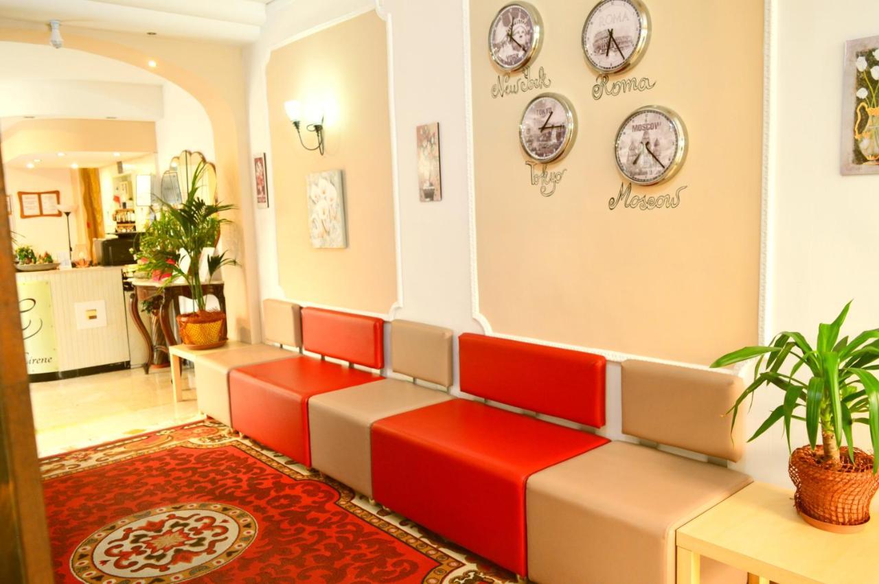 Hotel Cirene Rimini Buitenkant foto