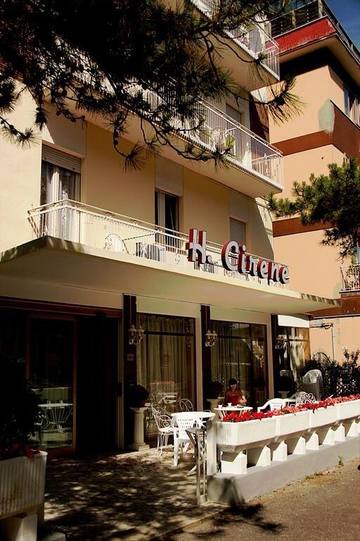 Hotel Cirene Rimini Buitenkant foto